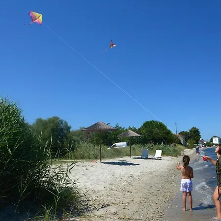 Blue Breeze Ξενοδοχείο με διαμερίσματα 3*