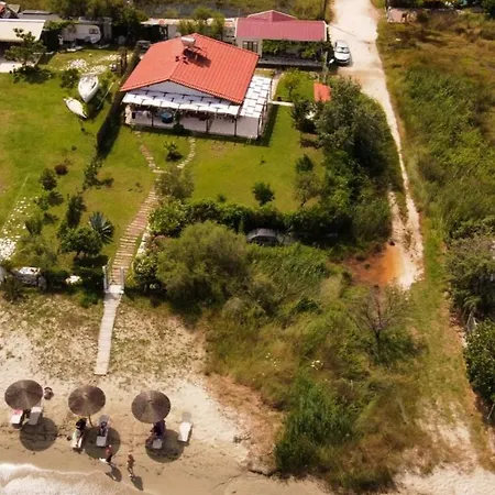 Blue Breeze Ξενοδοχείο με διαμερίσματα 3*