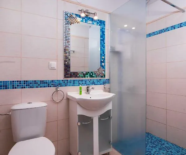 Blue Breeze Aparthotel 3*