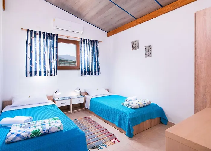 Blue Breeze Órmos Prínou